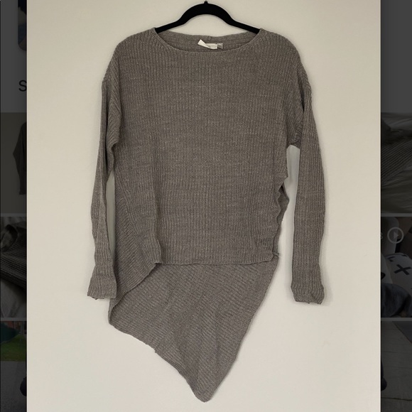 Cozy asymmetrical grey cotton sweater - Picture 5 of 5